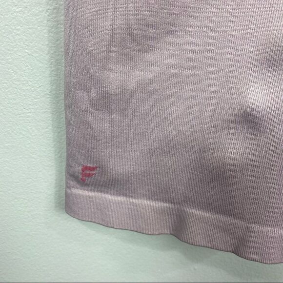 Fabletics Mauve Mesh racerback top size Medium - Picture 3 of 4